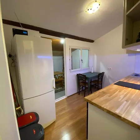 Apartament Maison 2 Minute De La Place De La Republique *